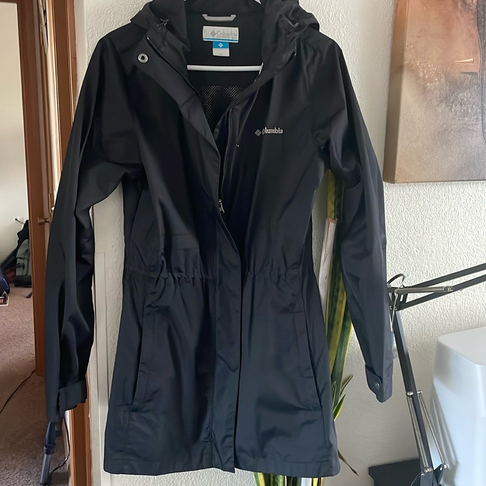 Columbia rain jacket